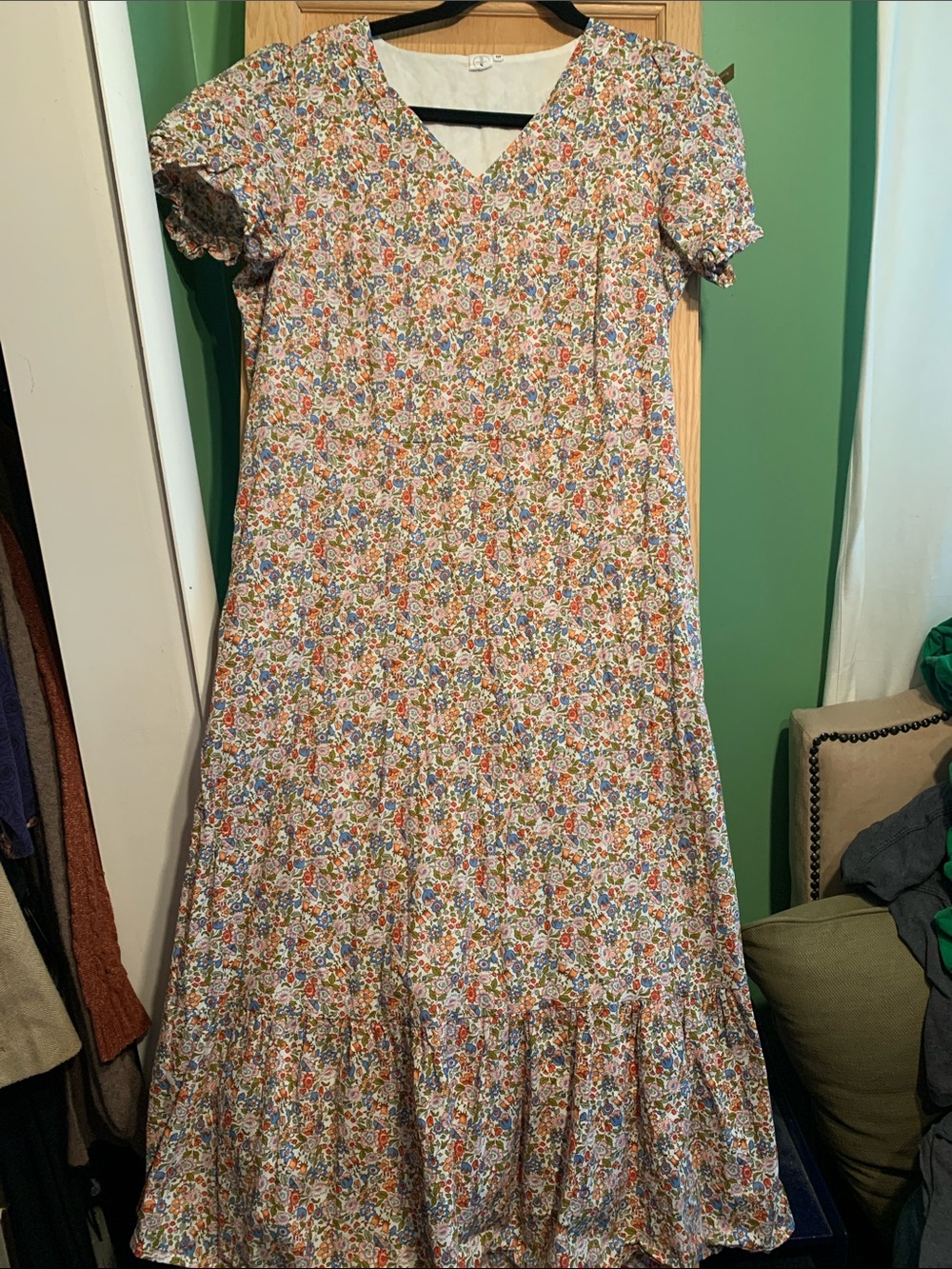 Modest Floral V-Neck Midi Dress